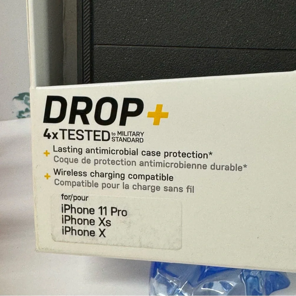 SALE OTTERBOX IPHONE CASE